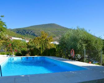 Albergue Rural Algodonales - Algodonales - Pool