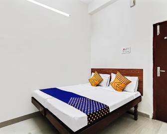 Spot On Atithi Resto Bar And Lodging - Gulbarga - Habitación