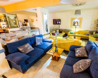Fitosinn Hotel - Pafos - Olohuone