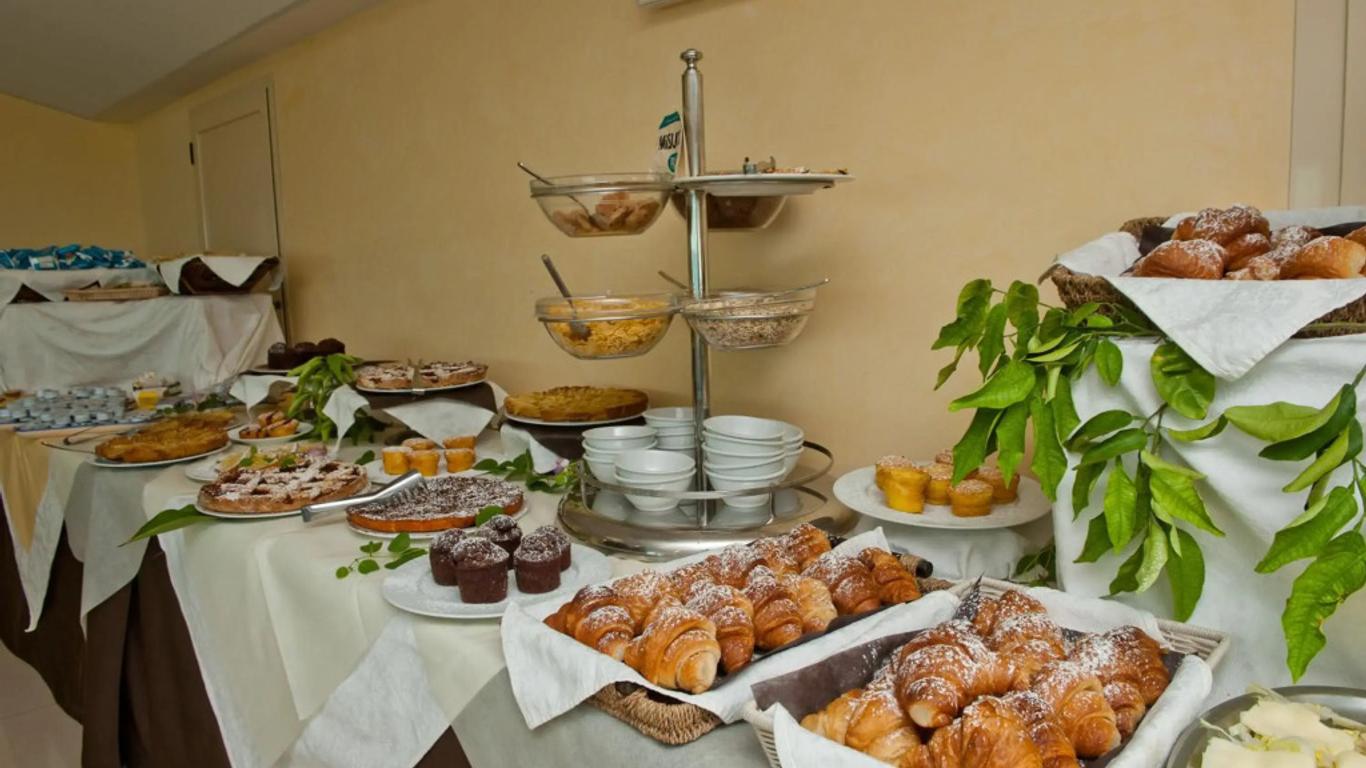 هوتل بورغو مارينا