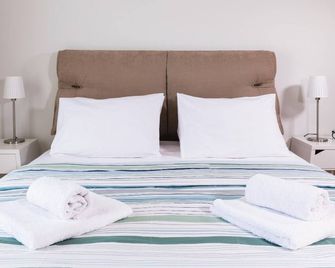 Anivia Apartments Airport by Airstay - Spata - Bedroom