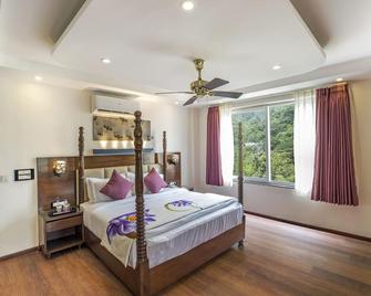 Regenta Inn On The Ganges Rishikesh - Rishikesh - Bedroom