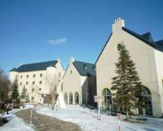 Maure Villa - Engaru - Edificio