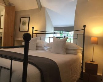 Spring Cottage B&B - Truro