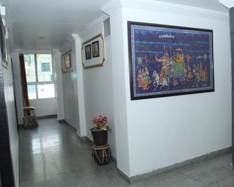 Hotel Bhagyodaya Residency - Bhīlwāra - Pasillo