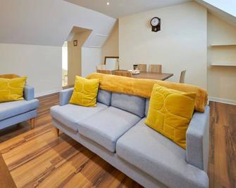 Host & Stay - Scotsgate House - Berwick-Upon-Tweed - Living room