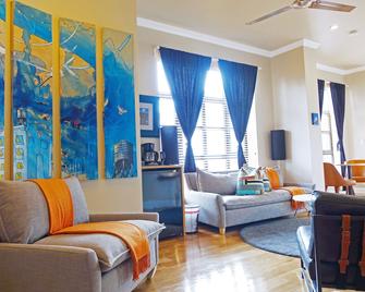 ذا بوكس هاوس هوتل - بروكلين - غرفة معيشة