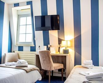 Hotel du Port et des Bains - Сен-Валері-сюр-Сомм - Спальня
