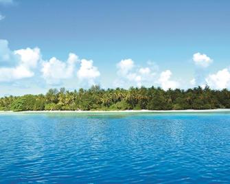 Biyadhoo Island Resort - Biyadhoo - Pool