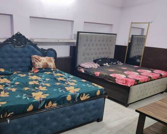 Rk Guest House - Prayagraj - Bedroom