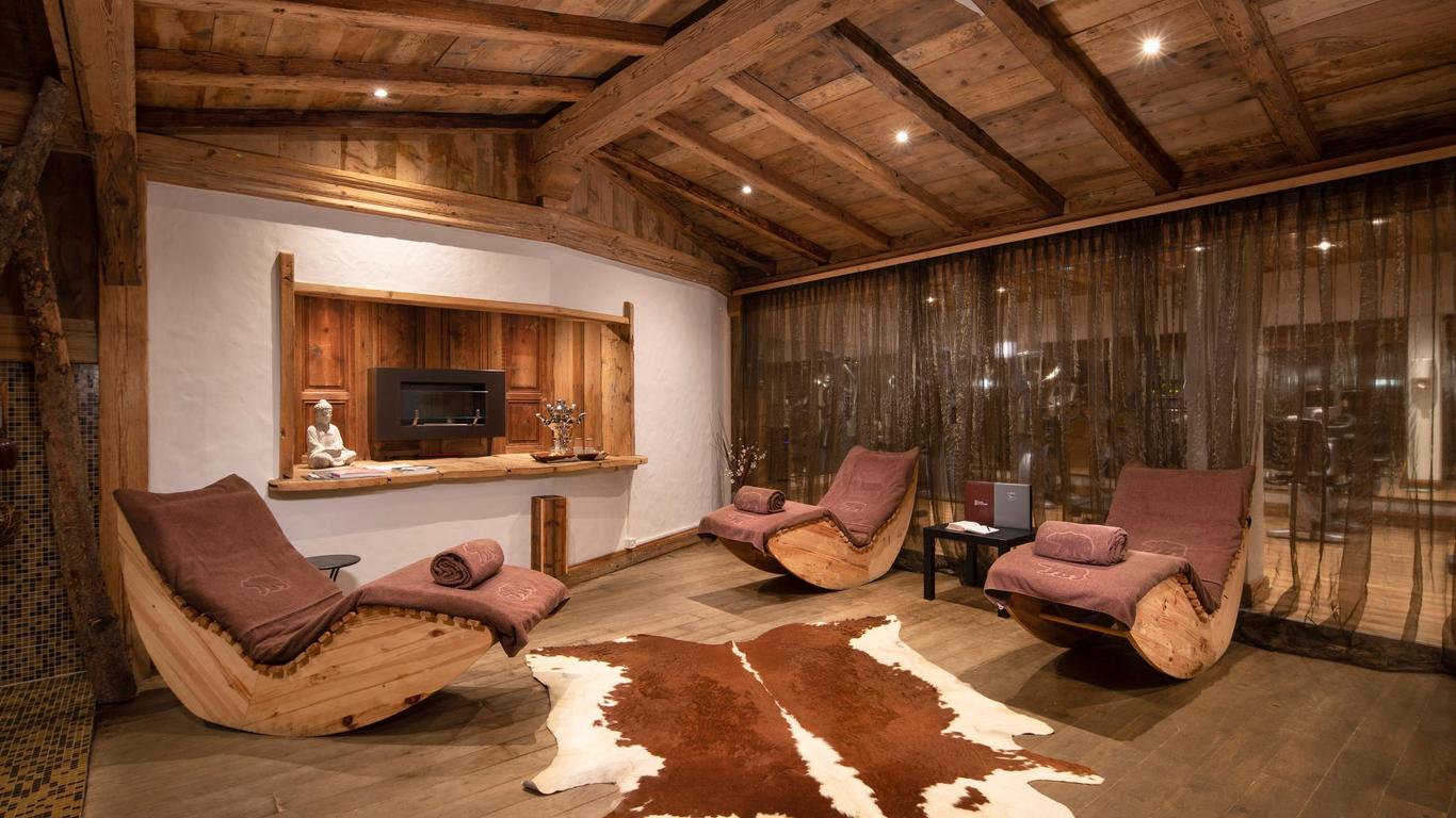 Hostellerie du Pas de L'Ours Relais et Chateaux