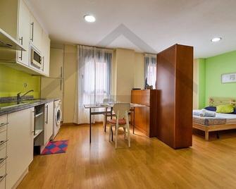 Loft en Oviedo - Ideal para 3 personas - Oviedo - Cucina