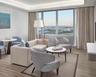 Lanson Place Mall Of Asia Manila - Manila - Living room