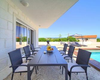 Imperia 3 Comfortable holiday residence - Krk - Patio