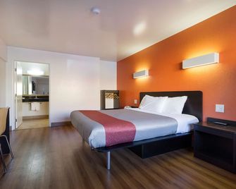 Motel 6 Claremont Ca - Claremont - Soverom