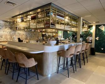 4-person mobile home at Julianahoeve in Renesse - Renesse - Bar