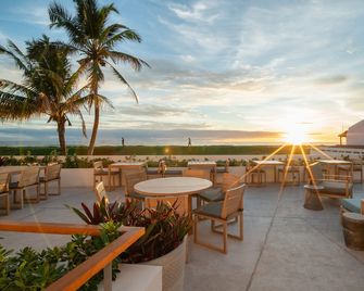 The Charleston - Galle
