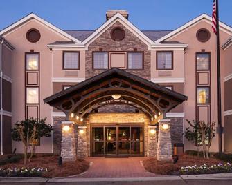 1 Bedroom Suite | Outdoor Pool, Free Breakfast - Ridgeland - Building