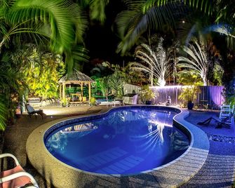 Pialba Motor Inn - Hervey Bay - Bể bơi