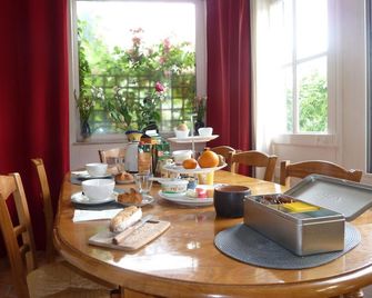 le petit quernon - Angers - Dining room