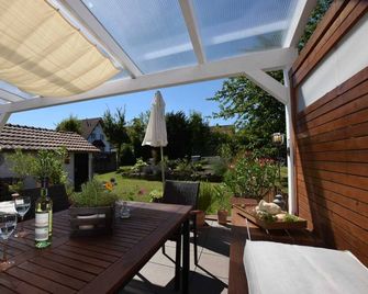 Holiday home Domus Solis - holiday home Domus Solis - Korbach - Patio