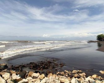 Amaris Hotel Panakkukang - Makassar