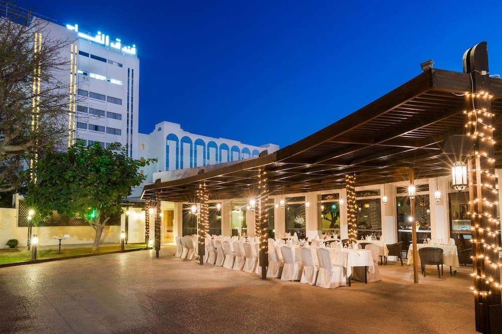 Al Falaj Hotel