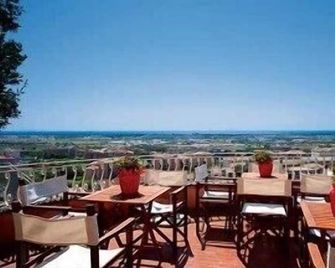 Tarconte - Tarquinia - Balkón