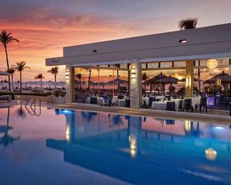 Bucuti and Tara Beach Resort - Oranjestad - Pool