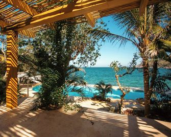 Corrales Bay Resort - Cabo Corrientes
