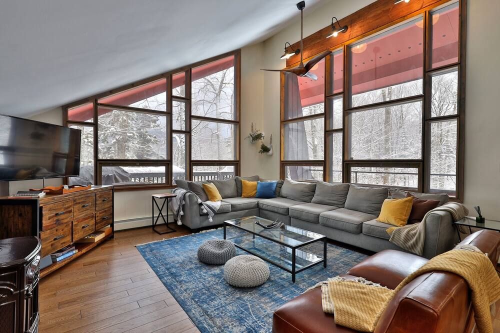 Whitetail Chalet 4 Bedroom Home - Killington - Vardagsrum