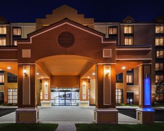 Holiday Inn Express & Suites South Portland By IHG - South Portland - Edificio