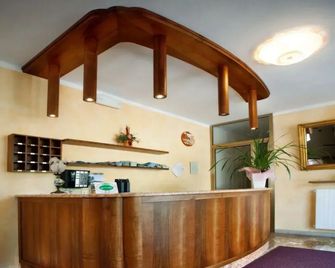 Hotel Lory - Гарда - Рецепція