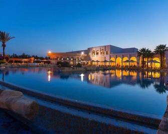 Medina Belisaire And Thalasso - Hammamet - Havuz