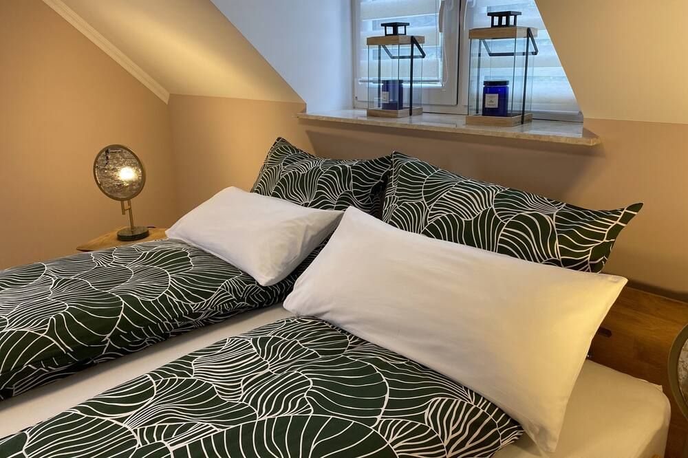 Beautiful three room apartment. Bright, stylish, cozy - Borna - Schlafzimmer