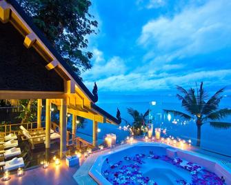 Royal Wing Suites & Spa Pattaya - Pattaya - Pool
