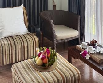 The luxe villas lombok - Kuta - Sala de estar