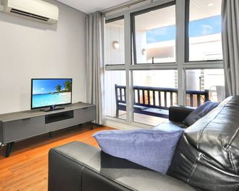 Substantial Studio 1x1 - Port Hedland - Living room