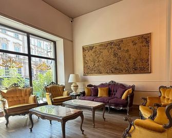 Mokinba Hotels King - Milan