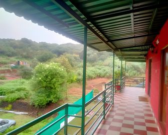 Rooma Resedency Mahableshwar - Mahabaleshwar - Balkon