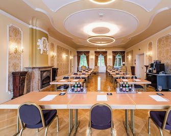 Robenstein Hotel & Spa - Villa - Zwiesel - Meetingruimte