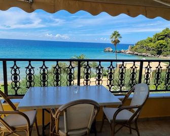 Corfu Glyfada Beach Apartment 46 - Glyfada - Balkon