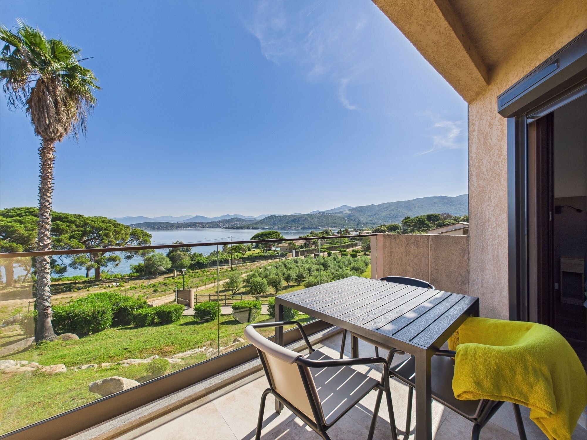 ريزيدونس إيجي مارين