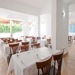 Nergiz Hotel Sand and City - Adults Only - אלניה - מסעדה