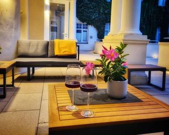 Hotel Der Achtermann - גוסלאר - פטיו