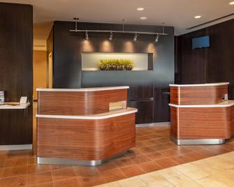 Courtyard by Marriott Hagerstown - Hagerstown - Front desk