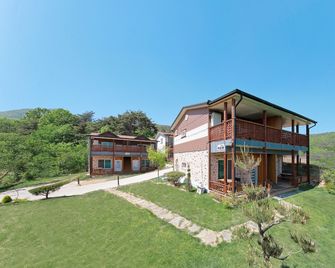 Yesan Sanmaru Pension - Yesan - Edificio