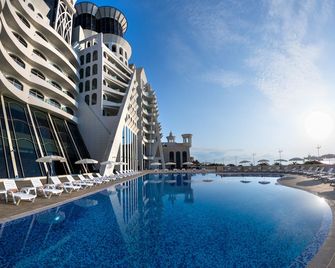 The Grand Gloria Hotel - Batumi - Uima-allas
