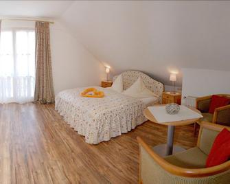 Landhotel Strandallee - Wunstorf - Bedroom
