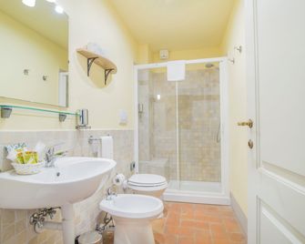 Le Sodole Country Resort & Golf - Pontedera - Baño